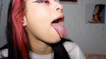 The Fetish mouth - December 31, 2020 (Acid Girl SB)