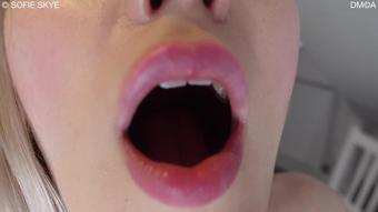 Coworker Shrinks You Giantess Hd (Sofie Skye)