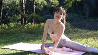Free Video Relaxing Yoga Flow wearing leggings (wasianbby20)