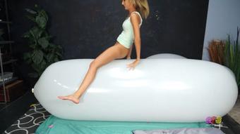 Best of Huge Balloons Popping 2 Part 2 (Custom Fetish)