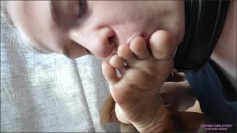 Sakura-I-Ll-Get-My-Feet-Dirty-Especially-For-You-Hd (Licking Girls Feet)