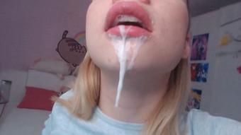Whipped Cream Sloppy & Messy Show - January 19, 2022 (MiaMelone)