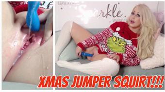 SQUIRTING FOR SANTA - March 03, 2021 (LuluBlue_x)