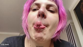 Nasty Girl Eats Thick Snot (Lily Ann X)