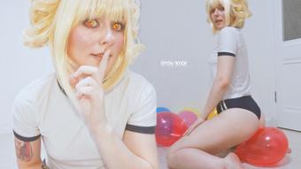 Toga Himiko blows and pops ballons (SpookyBoogie)