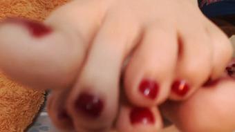 Playing with my sexy feet and my panty - October 06, 2021 (Antonella_Rossi)