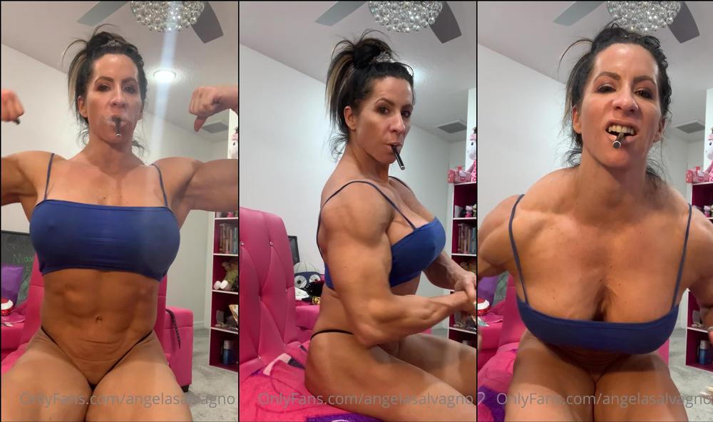 angelasalvagno 04 03 2021 2046224131 Vaping and flexing