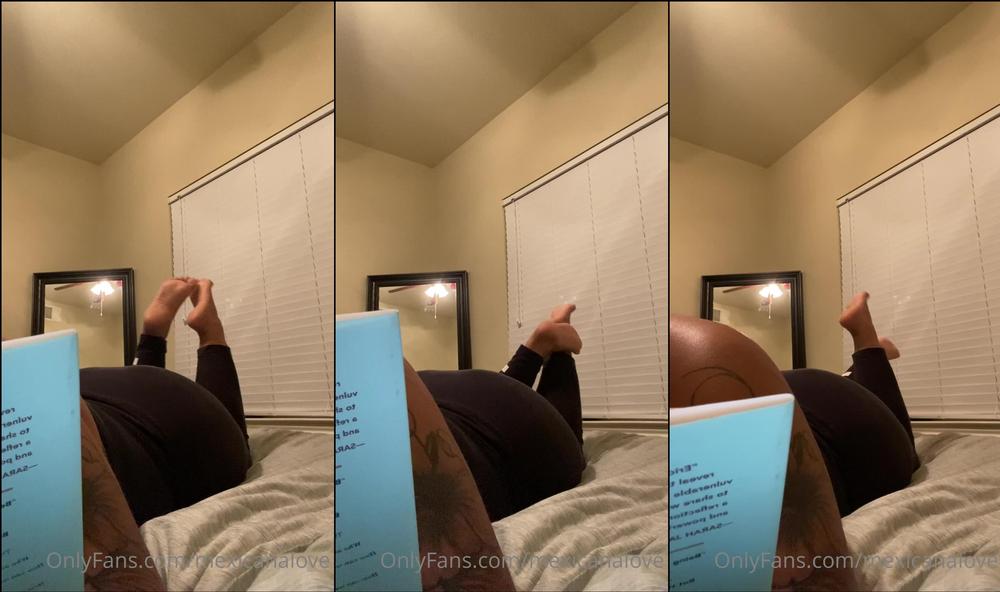 mexicanalove 14 03 2021 2054032326 ignoring you while you watch me