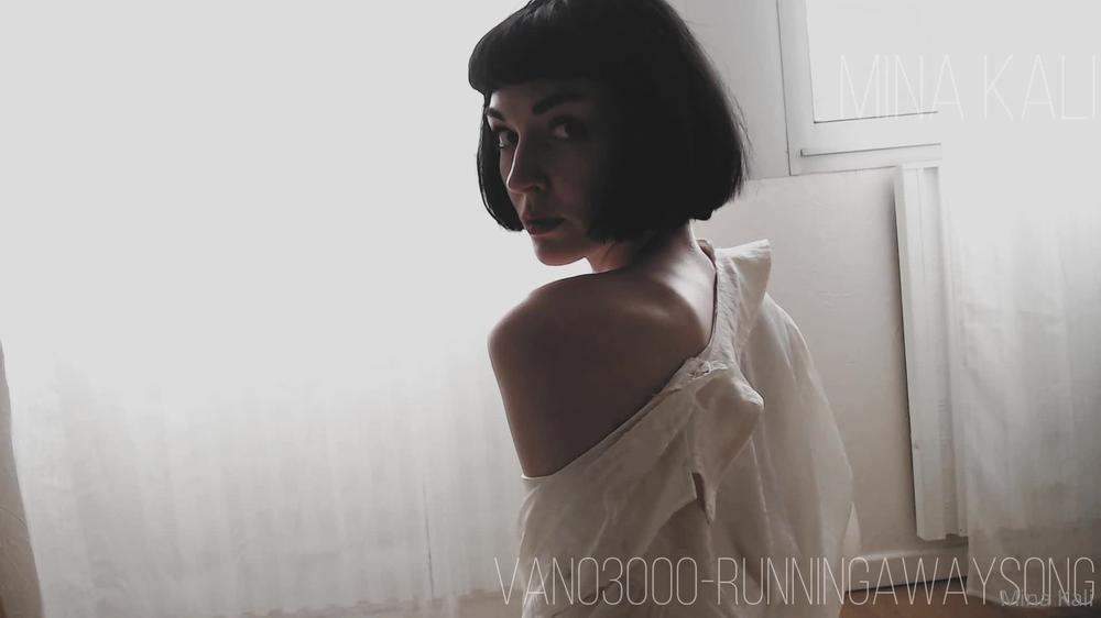 xminakali 01 06 2022 2474287829 J'aime Ã©normÃ©ment cette chanson, j'ai voulu faire un petit clip avec mon aesthetic. Il n