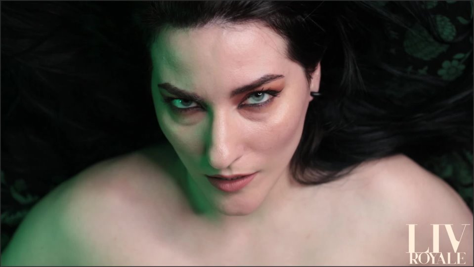 Livroyale Cuck Tease Iv