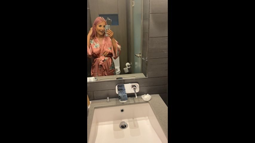 Catching Candy masturbating over me
