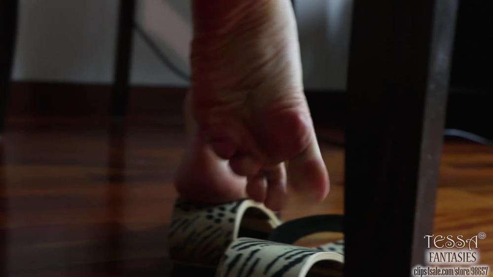 Tessa Fantasies - Step-Mother And Her-Step Son First Time Foot Fetish And Footjob Time Spending (Mp4 Fullhd 1080P)