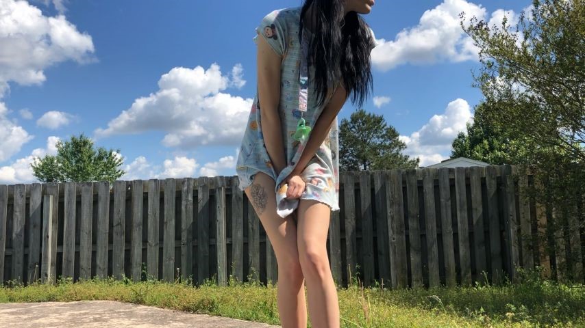 Pinkmilkandhoney Little Honeys Outdoor Omorashi Playtime