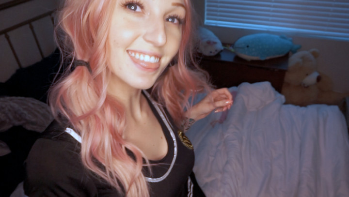 SLUTTY SCHOOLGIRL IS HOME ALONE & HORNY
