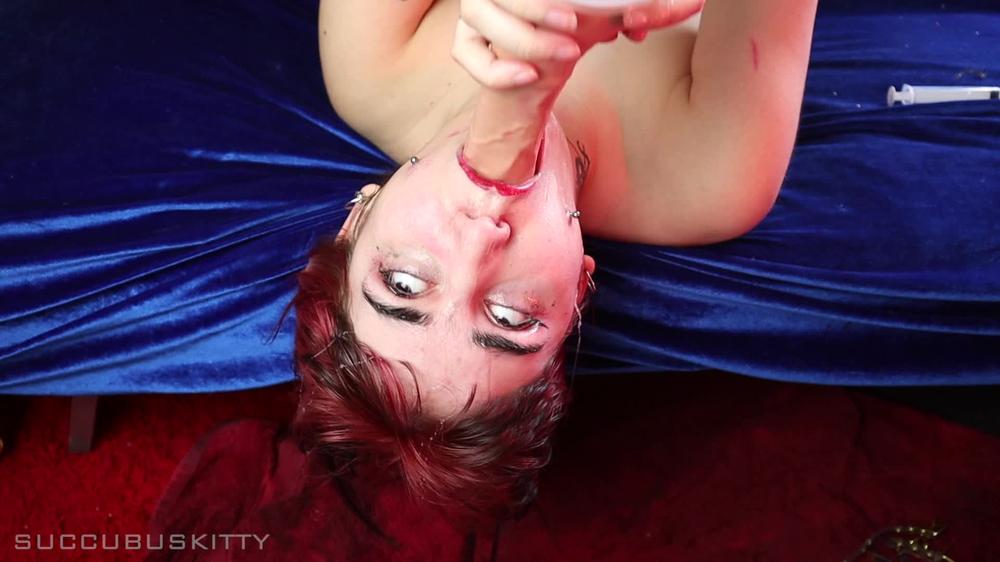 Dominatrixvera Messy Upside Down Spit Bj