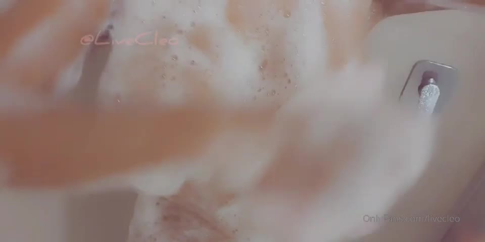 livecleo 02 03 2020 165663264 Soapy boobies