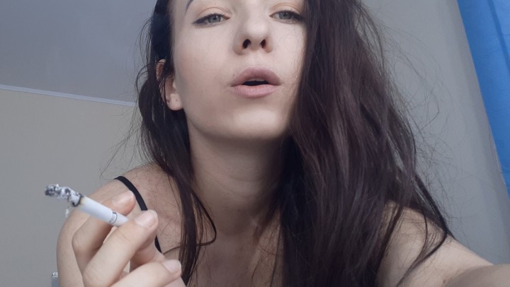 Sarralive Squeeze The Balls Of The Human Ashtray