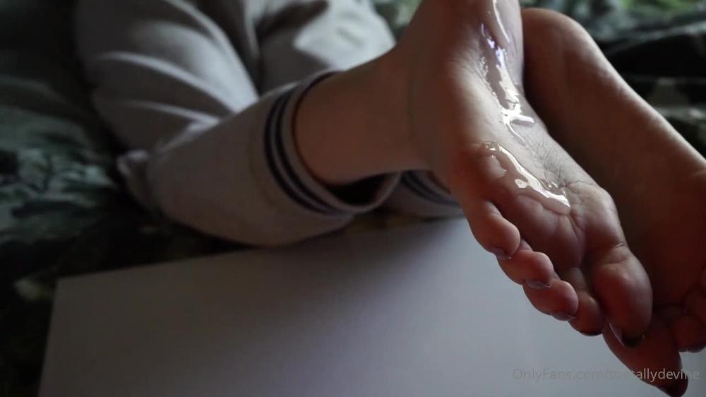 toetallydevine 18 06 2021 2139587792 Cummy feet quickvid