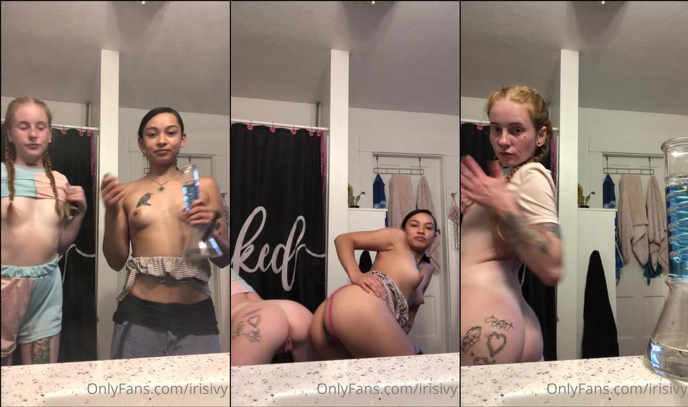irisivy 16 09 2021 2222291387 me and daphneblakexoxo are so sexy 1