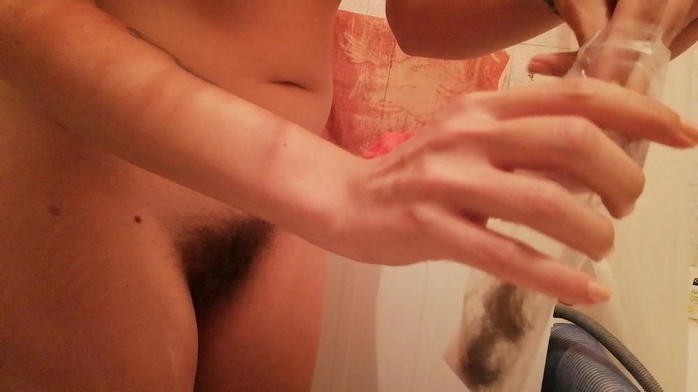 Cuteblonde666 Cutting Off My Long Pussy Hair