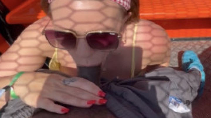 Mandimayxxx Slut Gets Fucked On The Ferris Wheel