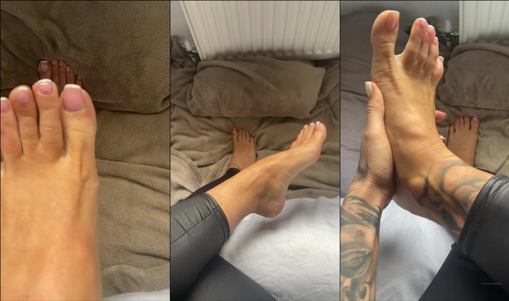 vblendell 17 03 2020 181700920 Morning my gorgeous foot lovers I want you worshipping these soles to begin your day