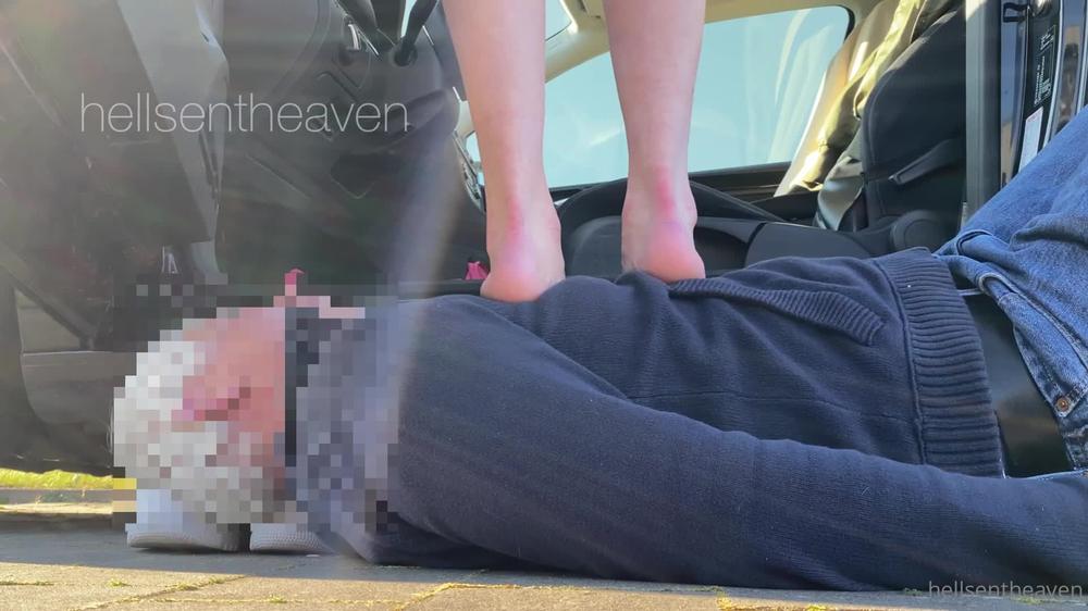 hellsentheaven 325532807 4 minuten trampling porn haha
