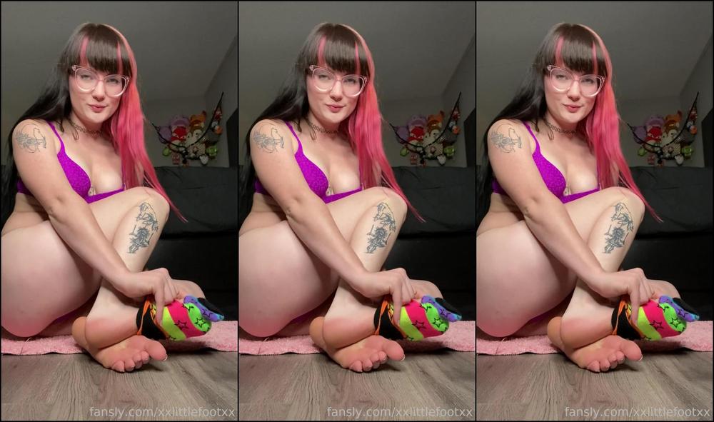 xxlittlefootxx 2023-11-20 at 02-52 Fansly (Goddess Vyle)