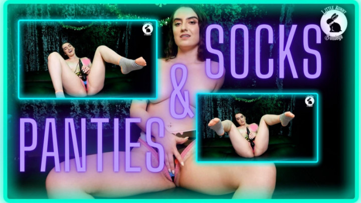Cute Socks and Cumming in Panties - Mar 9, 2023