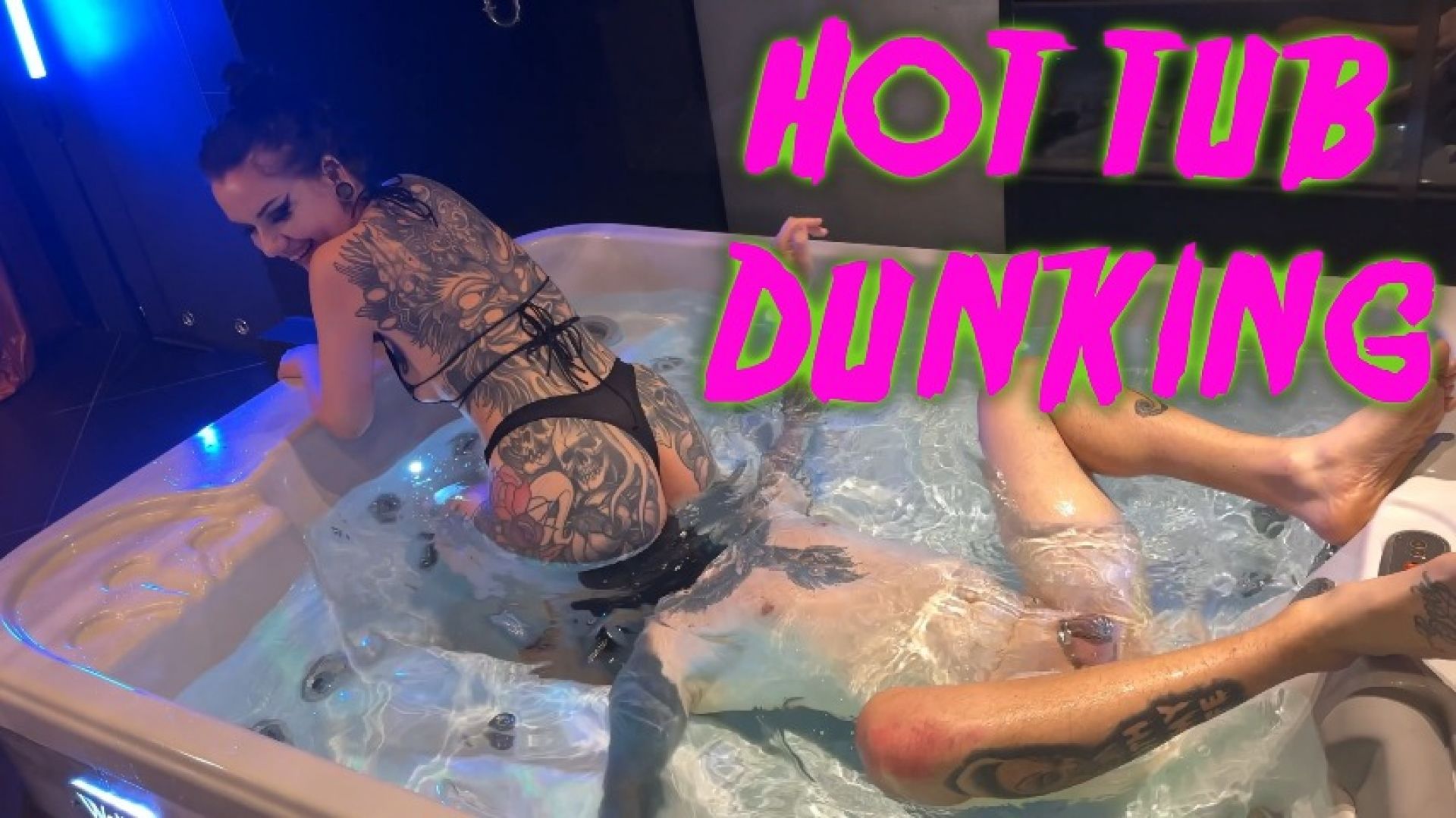 Hot tub dunking breathplay with MazMorbid