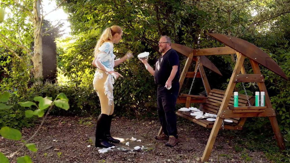 Ariel Anderssen The Aristocrat The Shaving Foam Pies