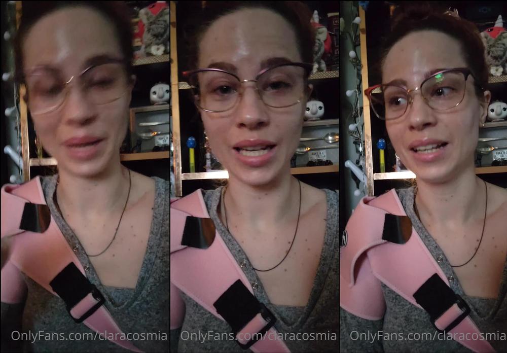 claracosmia 05 05 2022 2445101478 TW crying (happy ones and sad ones) Woof, this is really hard to talk about, but I know I