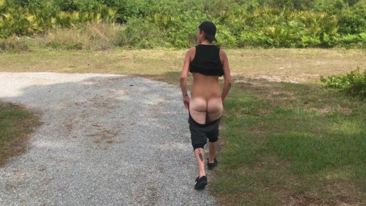 Ellieshae Day Full Of Pantsing