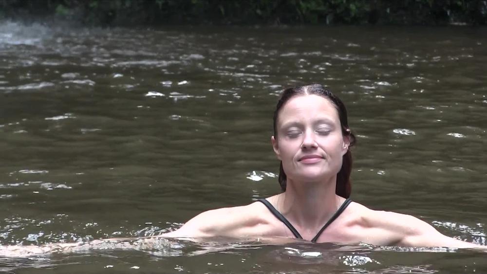 themistressb 04 01 2018 6016633 You'll never want to be dry again. jaws