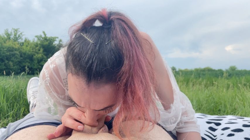 Public blowjob - May 19, 2022