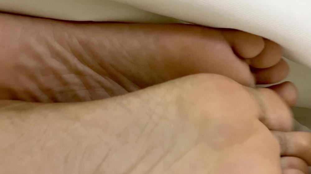 Feet Up Close While Fucking Pt 1