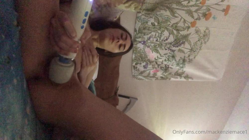 mackenziemace1_2 intense hitachi orgasms in 5 minutes_35486299