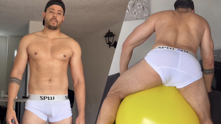 Hot latino have fun with big balloon - July 28, 2023