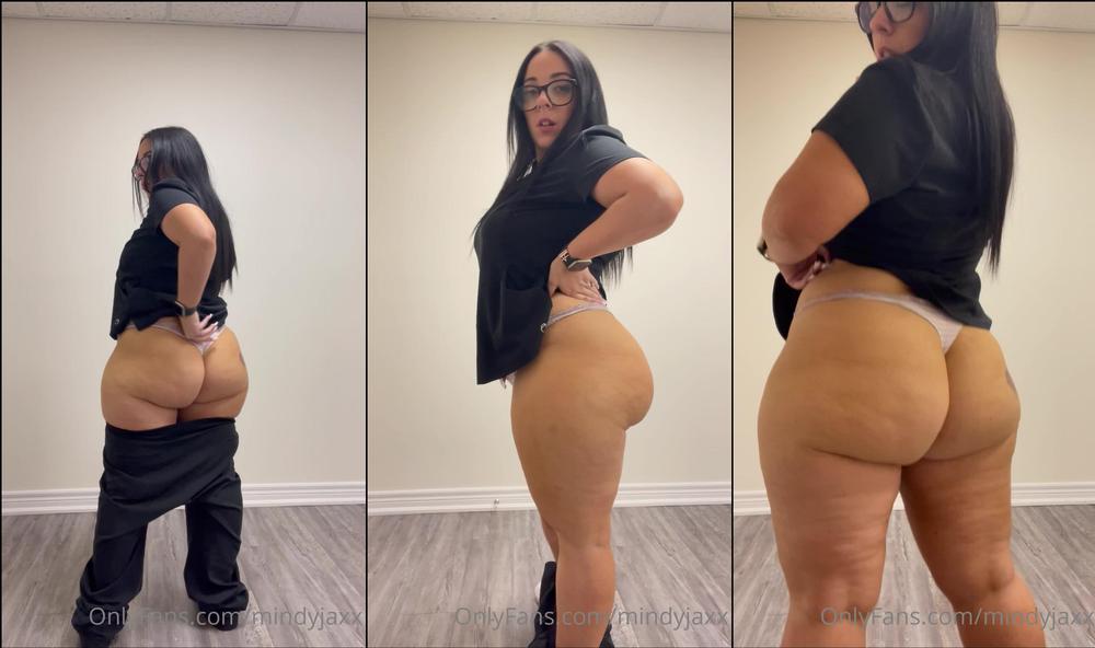 mindyjaxx 687011055 little strip down at work for you 1. spreading these booty cheeks 1