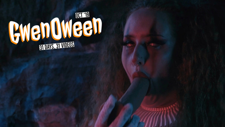 Pennywise Clown GwenOween Trailer - September 25, 2019