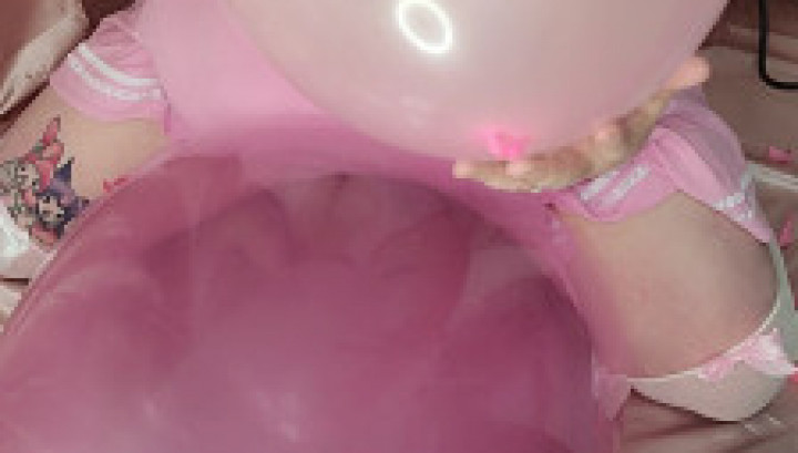 Pink banner balloon ride, blow, nailpop - December 19, 2021
