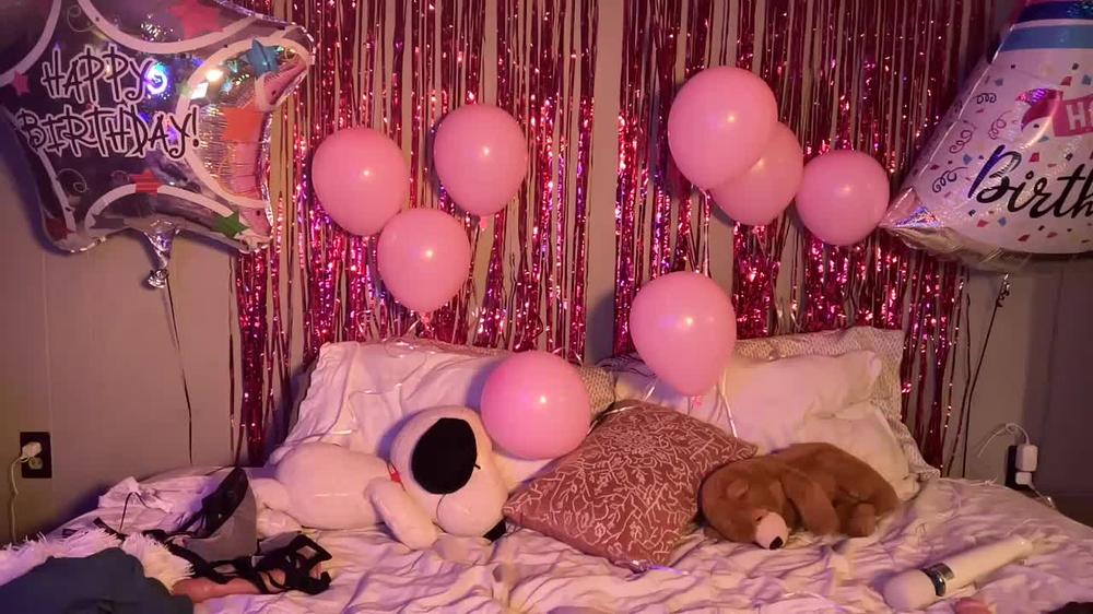 Charlottemae - Bday Stream Pt 4 - Manyvids
