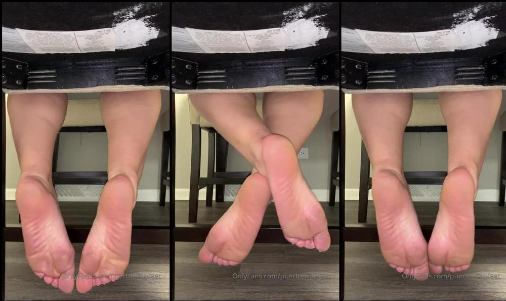 puertoricanfeet 18 07 2019 8695047 JOI_while_staring_at_my_feet_under_the_kitchen_table.