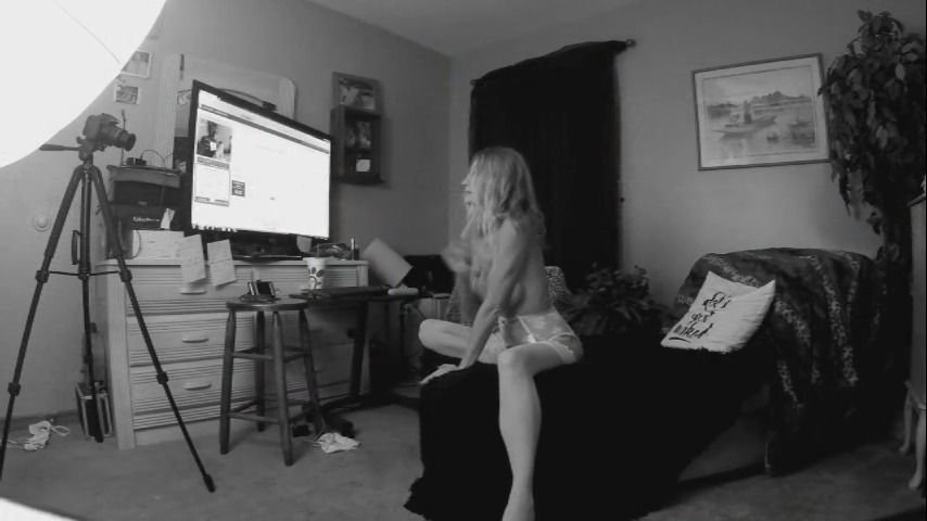 I LOVE WHEN YOU WATCH