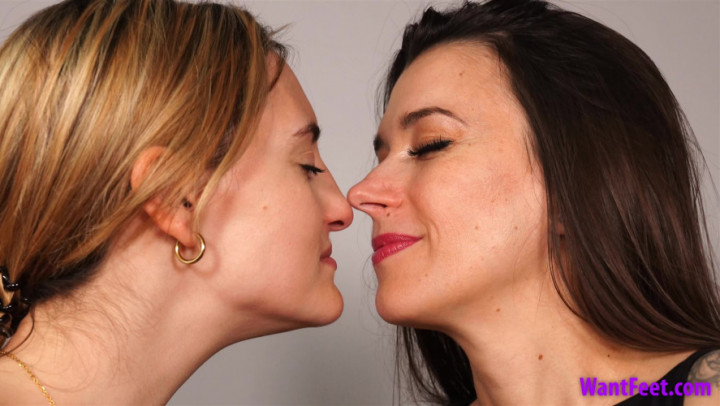 Sexy Women Nose Play HD - April 14, 2023