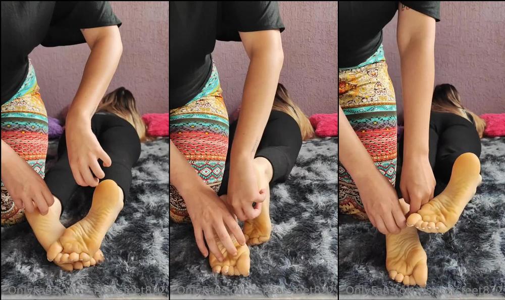 sistersfeet822 11 08 2023 2975873264 do you like to tickle the soles my sister really likes to tickle me because it turns out