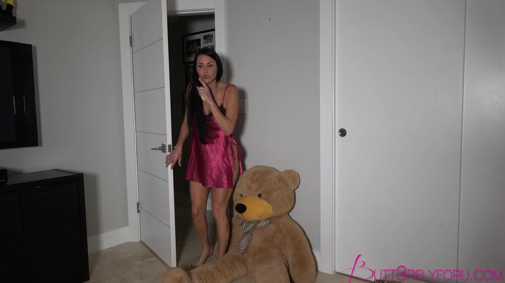 Rae Knight - Jealous Step-Mommy-MP4 1080p