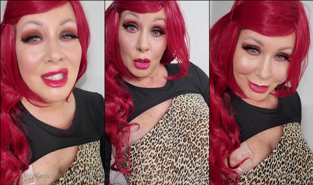 jamieknotts 15 11 2020 1258634975 Bts from a recent custom video. I had soooo much fun playing Marion, the sexy 36G titted b