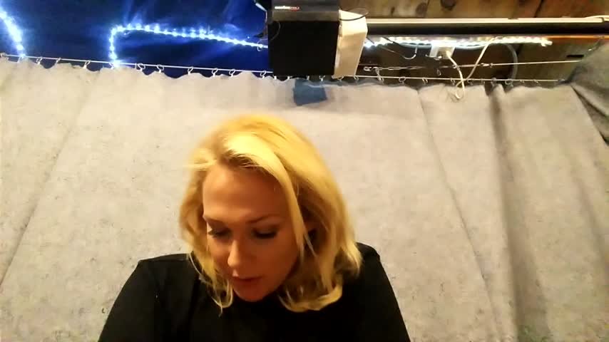 Nikkisexx Hidden Camera Roommate Hookup