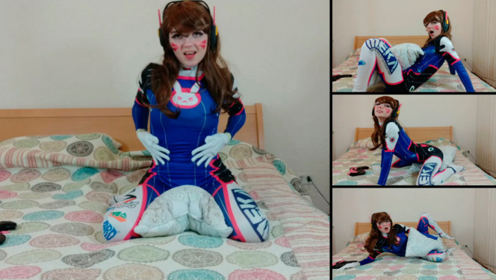 D.VA Cosplay - Fucking my pillow - Jul 10, 2020